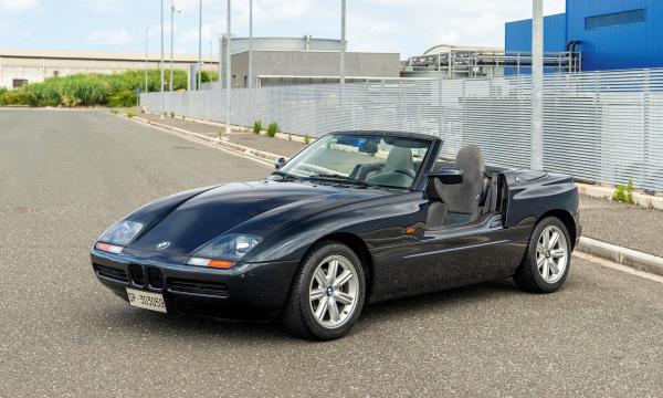 Buy This Low-Mileage BMW Z1 And Prove That Normal Doors Are Overrated
