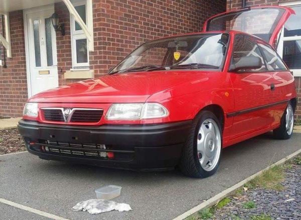 This Guy Put A 322bhp Saab Turbo Engine Into A Vauxhall Astra Because Why Not