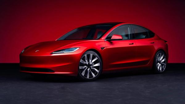 The Tesla Model 3 ‘Highland’ Has A New Face And A 421-Mile Range