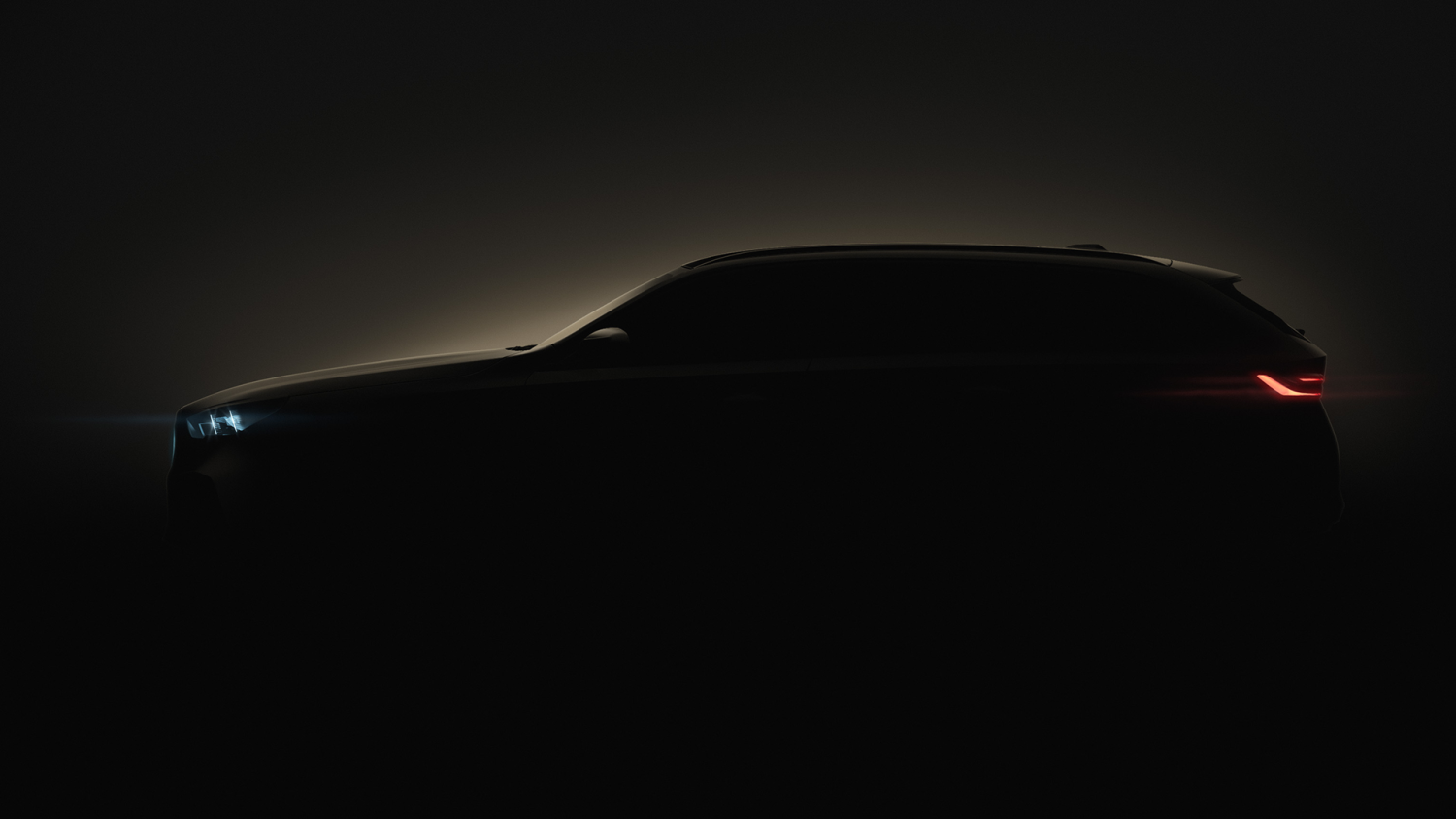 BMW 5 Series Touring Teased, Confirmed For Spring 2024